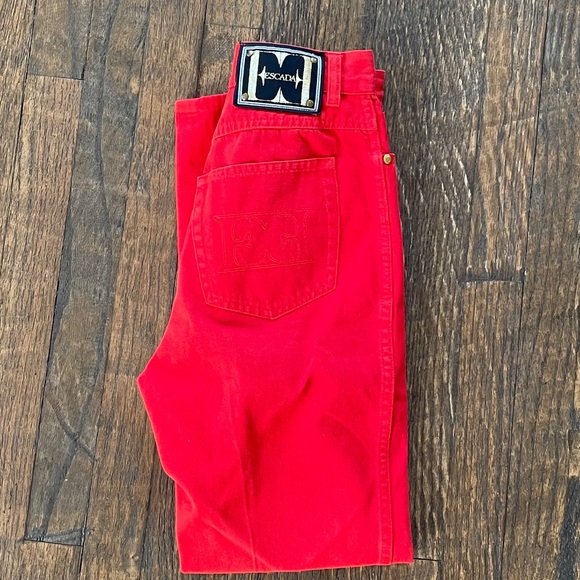 Red jeans - Picture 2 of 5